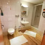 Apartment Appartementhaus Mentil Flattach
